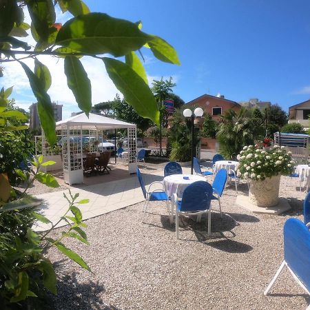 Splendid B&B Milano Marittima Exteriör bild