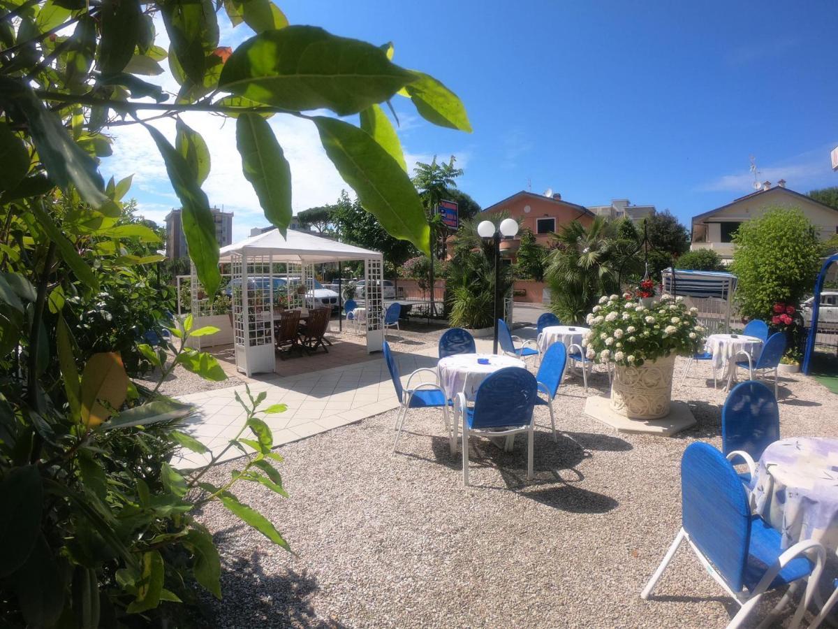 Splendid B&B Milano Marittima Exteriör bild