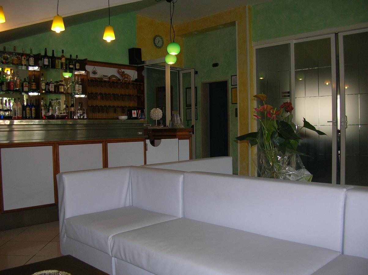Splendid B&B Milano Marittima Exteriör bild