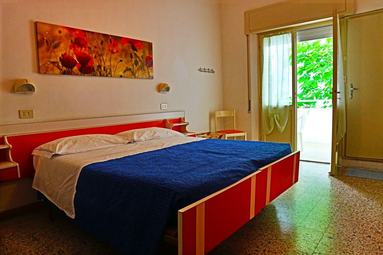 Splendid B&B Milano Marittima Exteriör bild